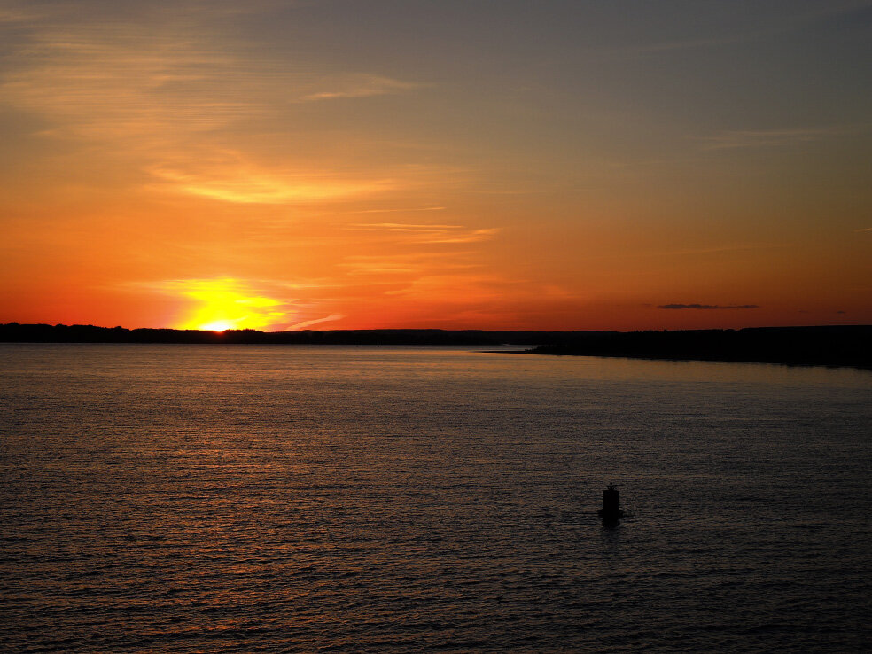 ярославль закат. 03 2024. 03 2024. столица закатов. красивый закат на севере.