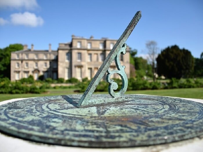 Фото Солнечные часы.