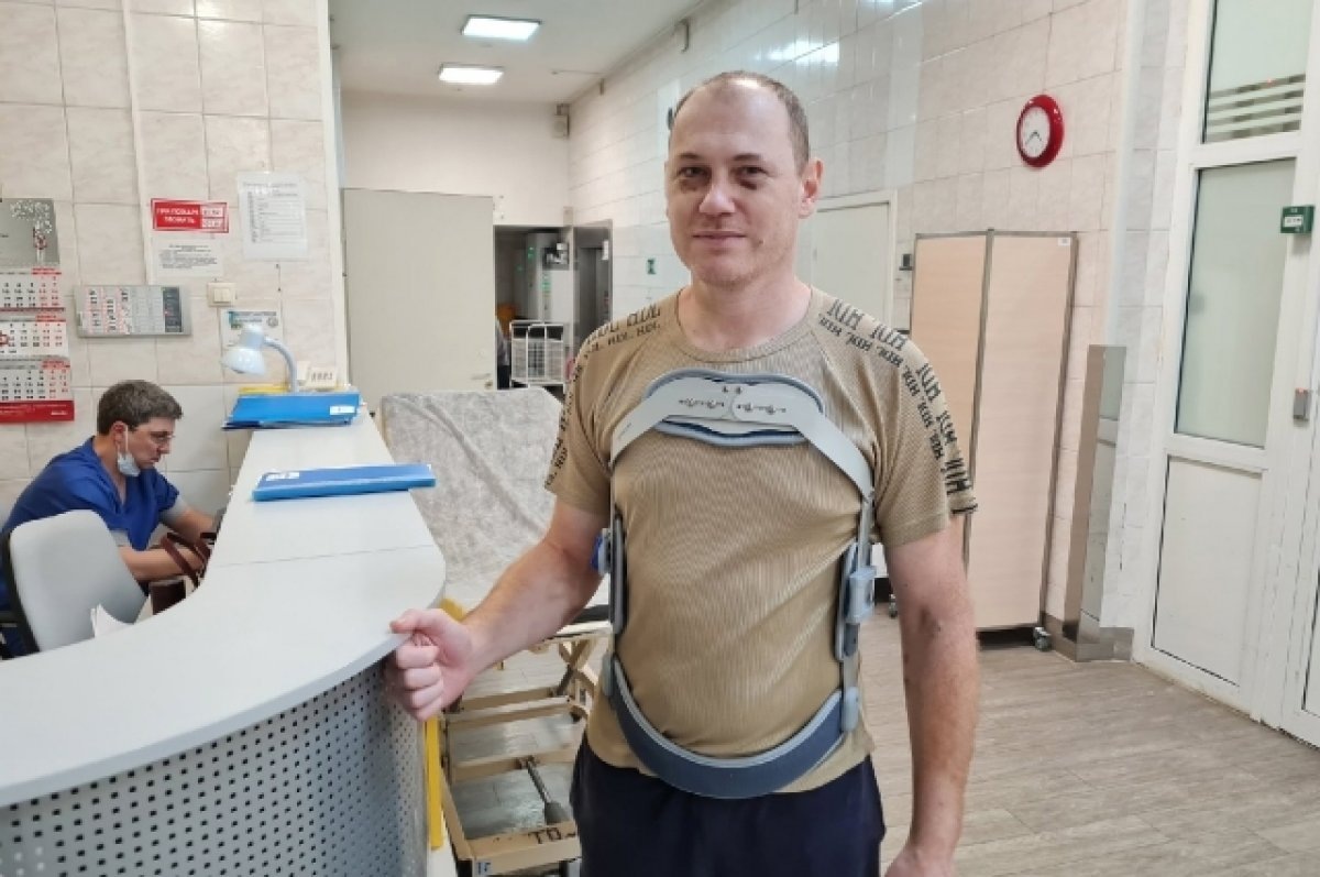    Новосибирские врачи прооперировали фельдшера после аварии со скорой