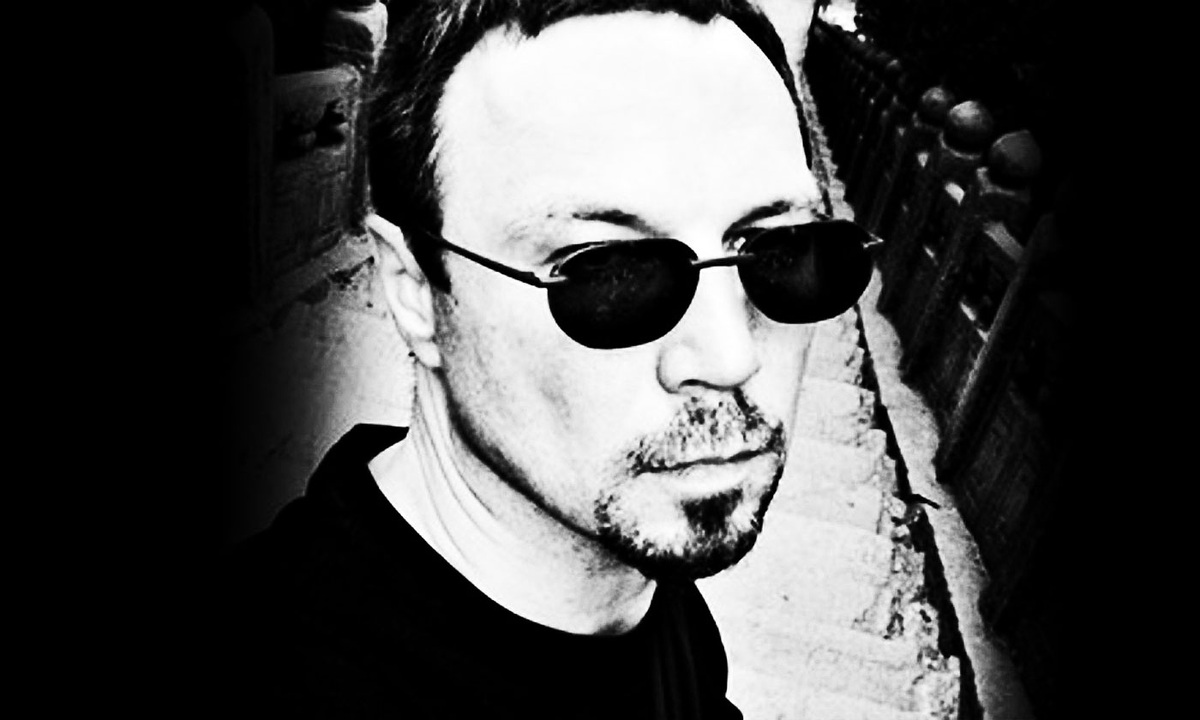    pelevin.nov.ru