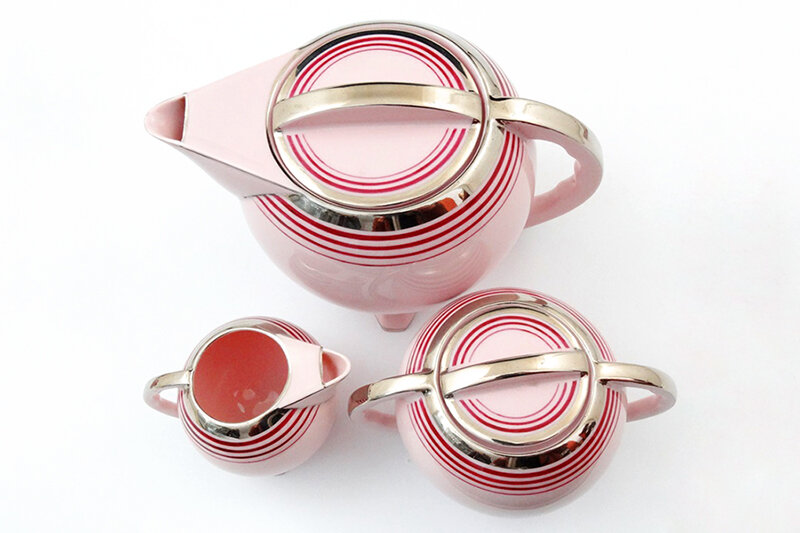 Кофейный сервиз «Kula» («Шар»). 1930-е гг., Fabryka Porcelany AS Ćmielów. Автор формы Богдан Вендорф