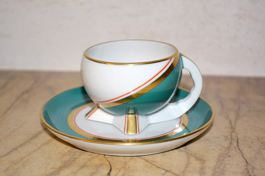 Кофейная пара из сервиза «Kula» («Шар»). ?? гг., Fabryka Porcelany AS Ćmielów. Автор формы Богдан Вендорф