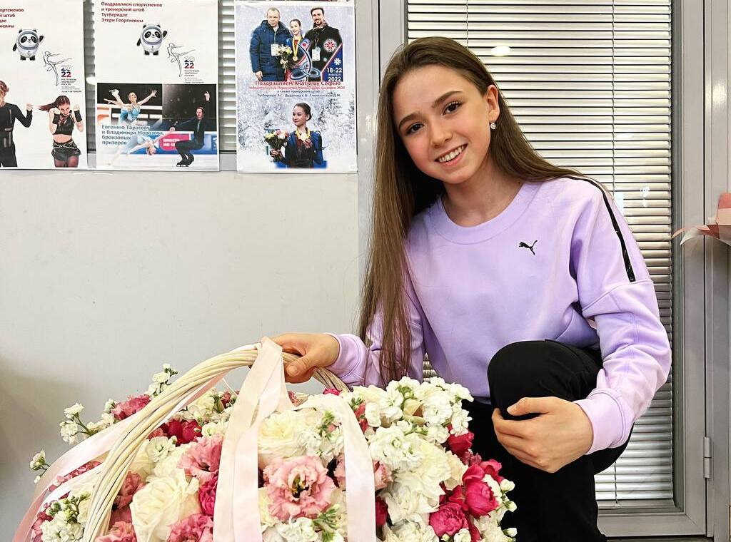 Камилла Валиева 2022 в жизни. Ваня Дмитриенко и Камила Валиева. Камилла Валиева в Казани. Камила Валиева 2008.