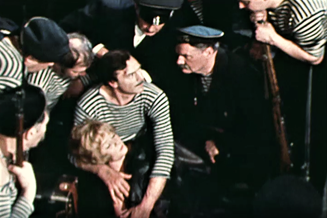 Кадр из спектакля "Оптимистическая трагедия" (1977)