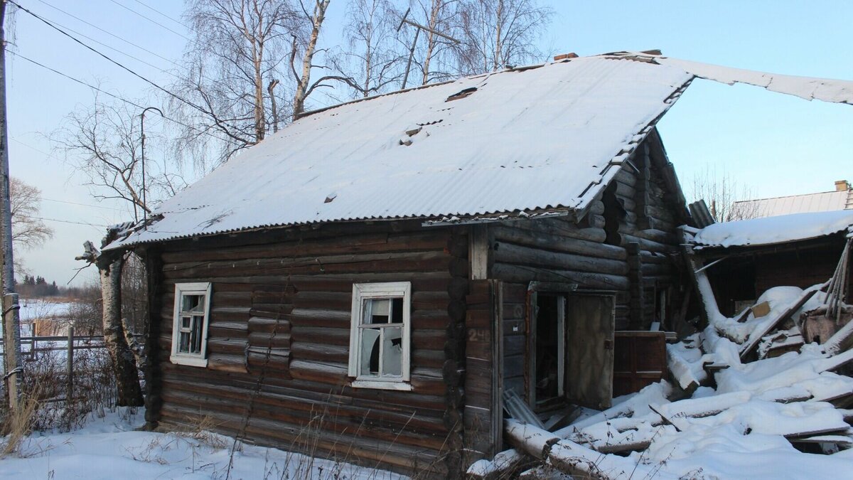     Памятник архитектуры Петрозаводска посетили с проверкой эксперты Управления по охране объектов культурного наследия Карелии и центра республики по госохране объектов культурного наследия. Об этом сообщили в официальной группе ведомства «ВКонтакте».