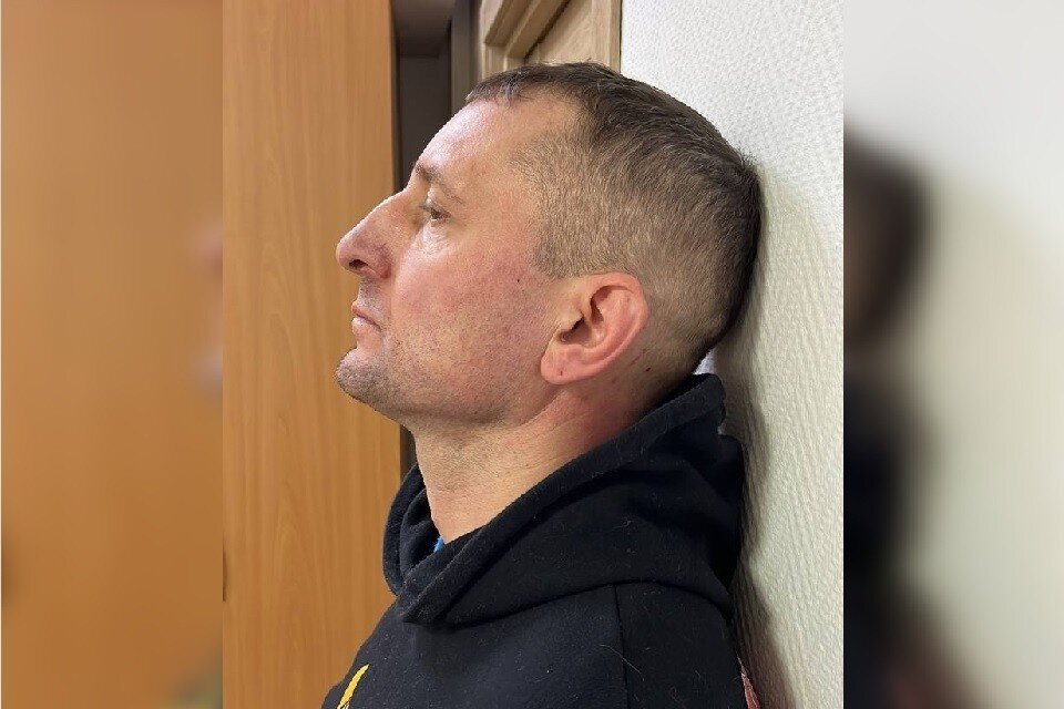     В Тушинском районе Москвы работник ледовой арены приставал к несовершеннолетним девочкам Фото: telegram-канал Столичный СК