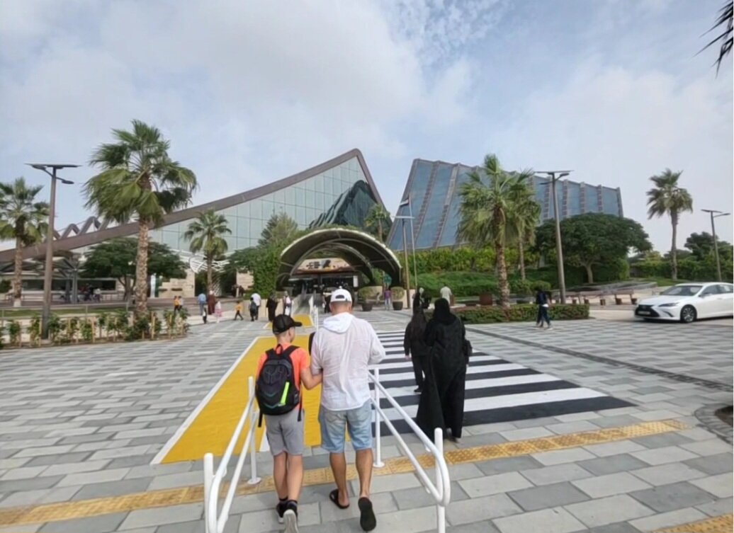 Вход в Dubai Safari Park, фото из личного архива