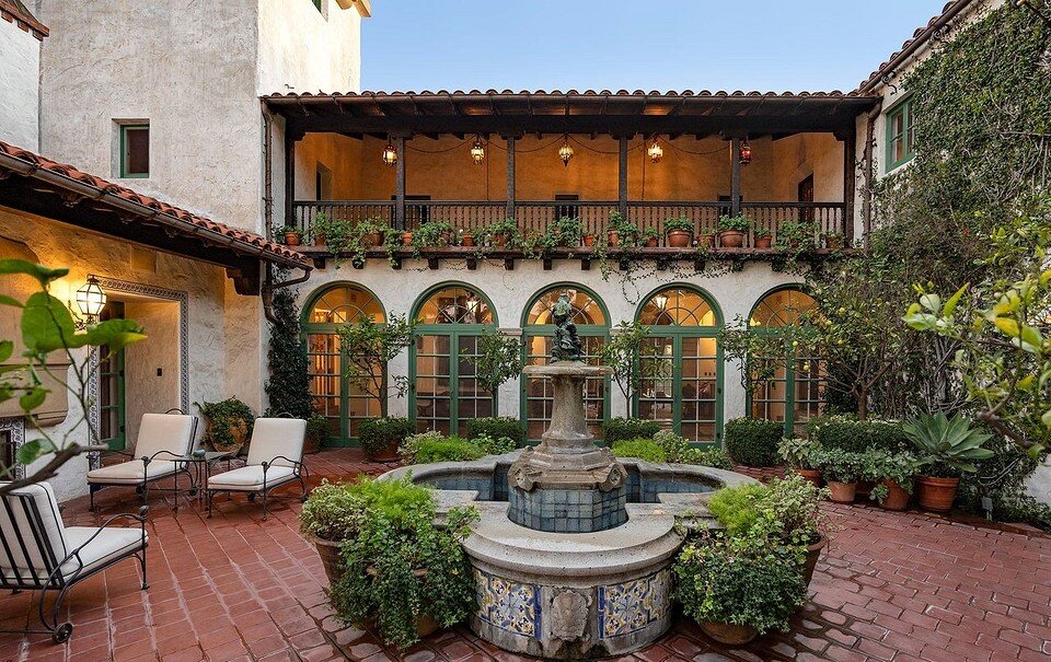    Carolwood Estates