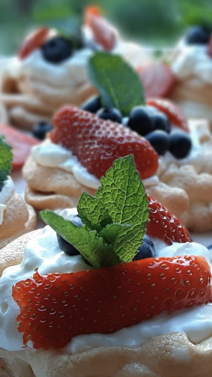 Десерт "Павлова" частенько искушает меня