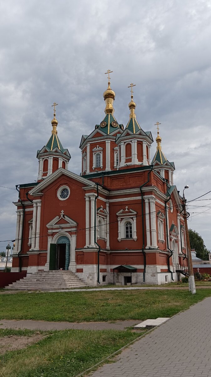 Коломна. Территория кремля.