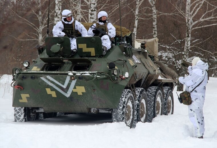    Украина получает военную помощь, в том числе благодаря лоббистам США, отмечает издание