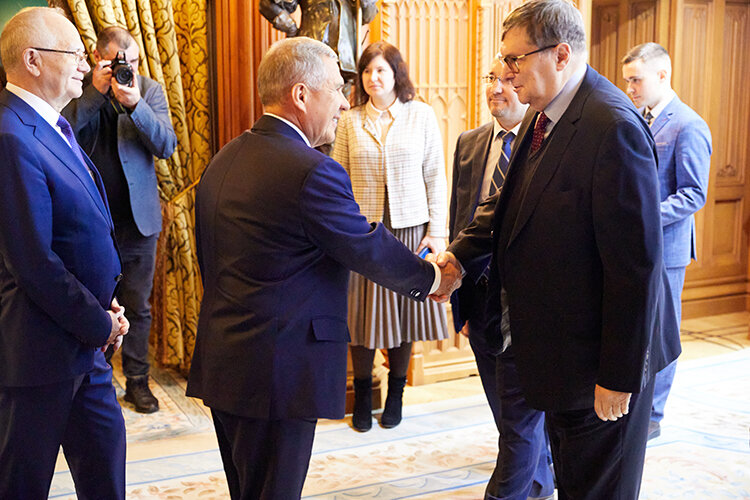   Сегодня в Москве прошла презентация форума «Россия — исламский мир: KazanForum» для послов стран – членов ОИС Фото: rais.tatarstan.ru