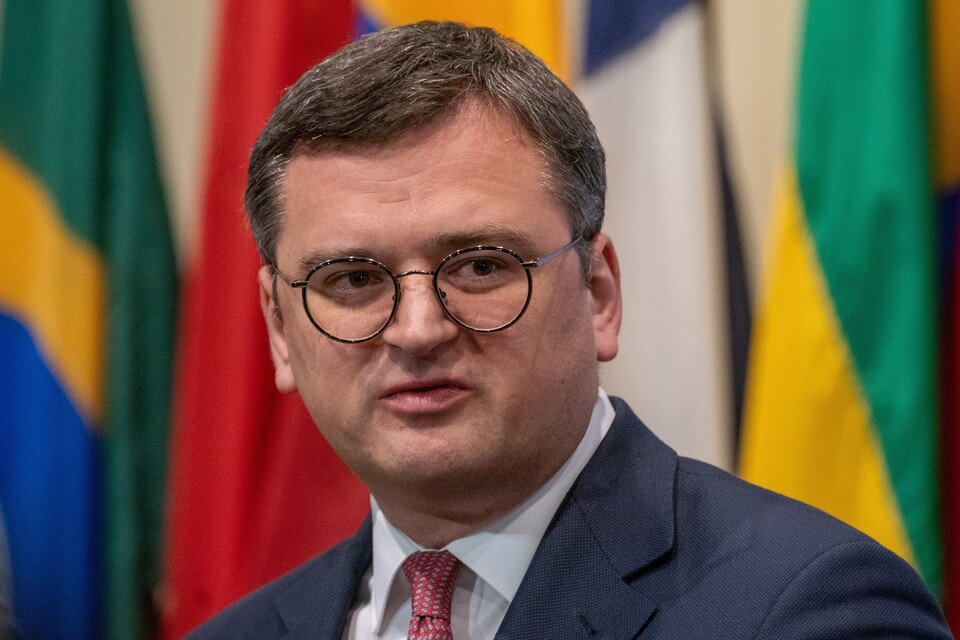     Кулеба прокомментировал версию о подрыве «Северных потоков» проукраинской группировкой  REUTERS