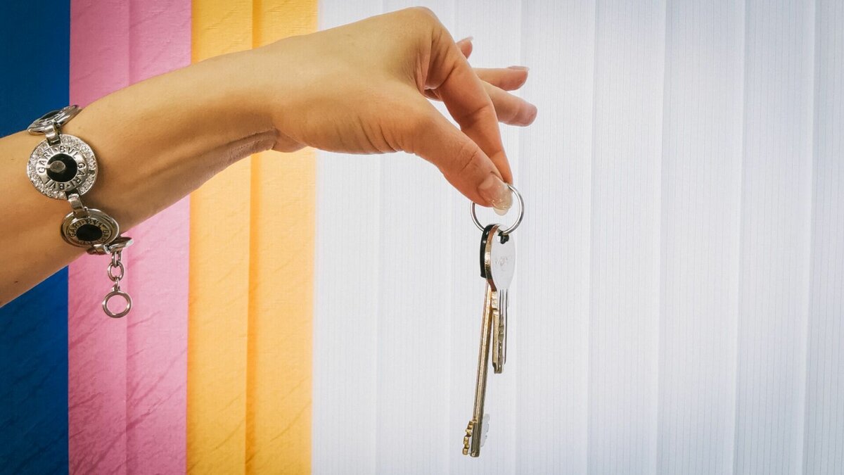     Всего в городе проживает более 300 сирот. Вопрос обсудили на совещании, посвященном социально-экономическому развитию Петрозаводска.