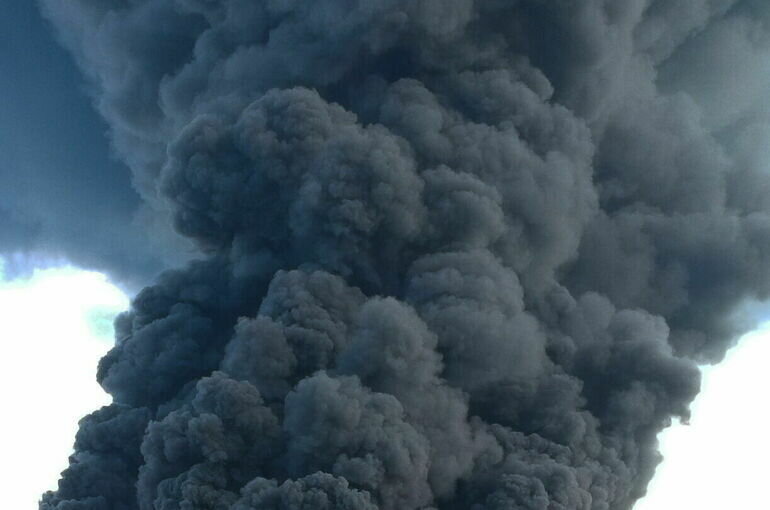   Antara Foto/Dedhez Anggara via REUTERS