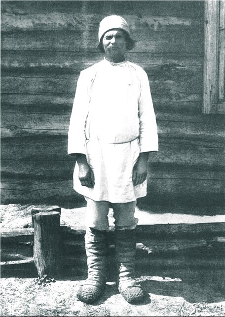 Вплоть до 1930 года лапти оставались частью повседневной одежды в русской глубинке.