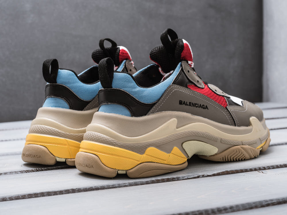 Мерч валенсиага. Адидас Баленсиага кроссовки. Balenciaga 3s. Balenciaga Triple s. Красовский Баленсиага.