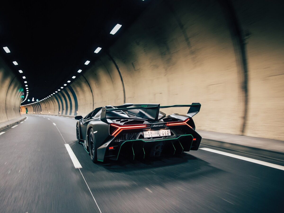 Lamborghini Veneno Roadster 2014