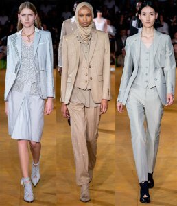  
Фото по порядку 2 Max Mara, Louis Vuitton и 3 Burberry
ВСЕ ФОТО УВЕЛИЧИВАЮТСЯ ПО КЛИКУ!
