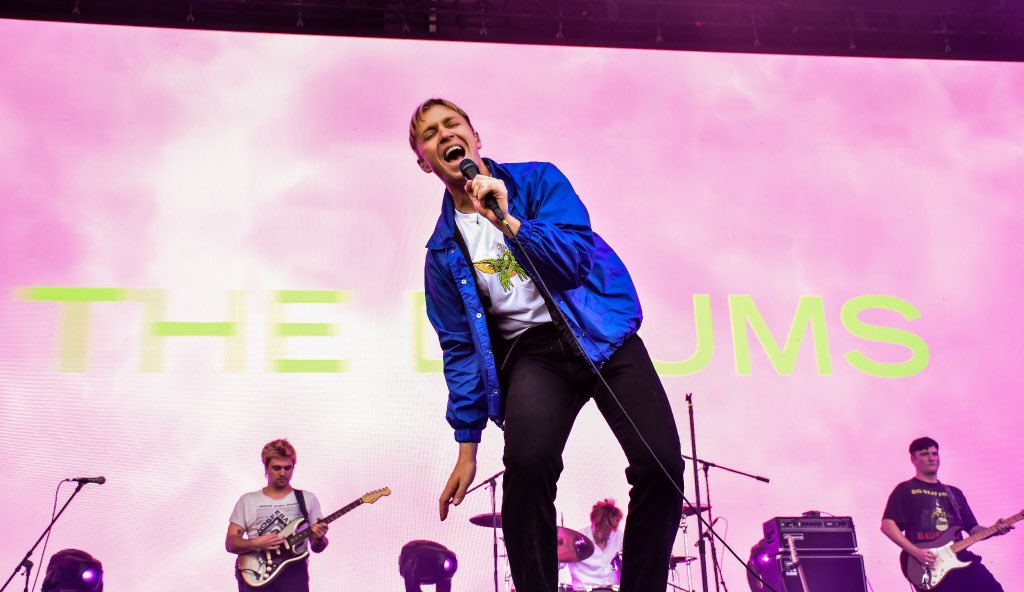 https://twitter.com/thedrumsforever