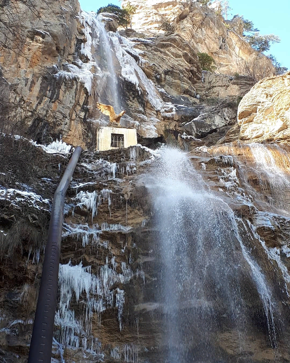 Водопад Учан-Су. Высота 95,5 м.