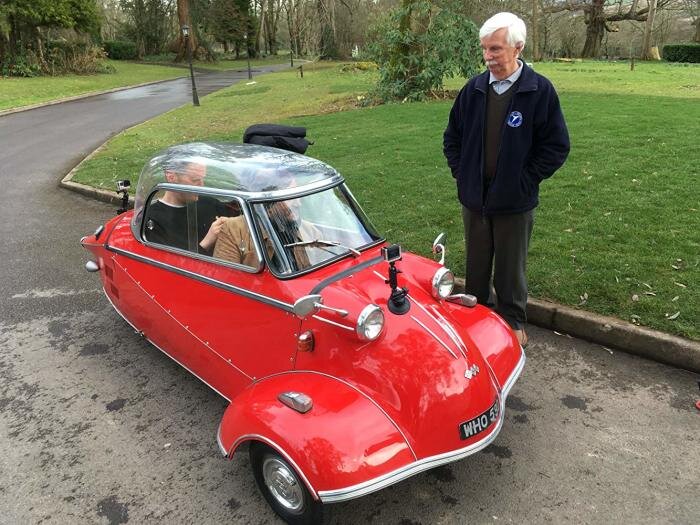 Несмотря на свою миниатюрность и мощность всего 9,9 л.с. Messerschmitt KR200 развивал скорость 90 км/час.