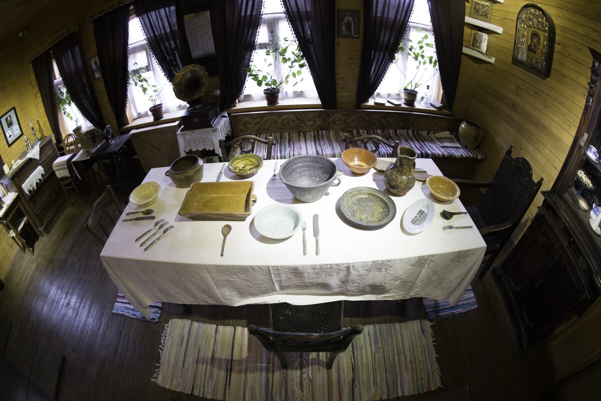 Фото с выставки музея -заповедника "Коломенское" "Сельский пир на весь мир"(завершилась в 2019 году). Антон Усанов, МОСГОРТУР