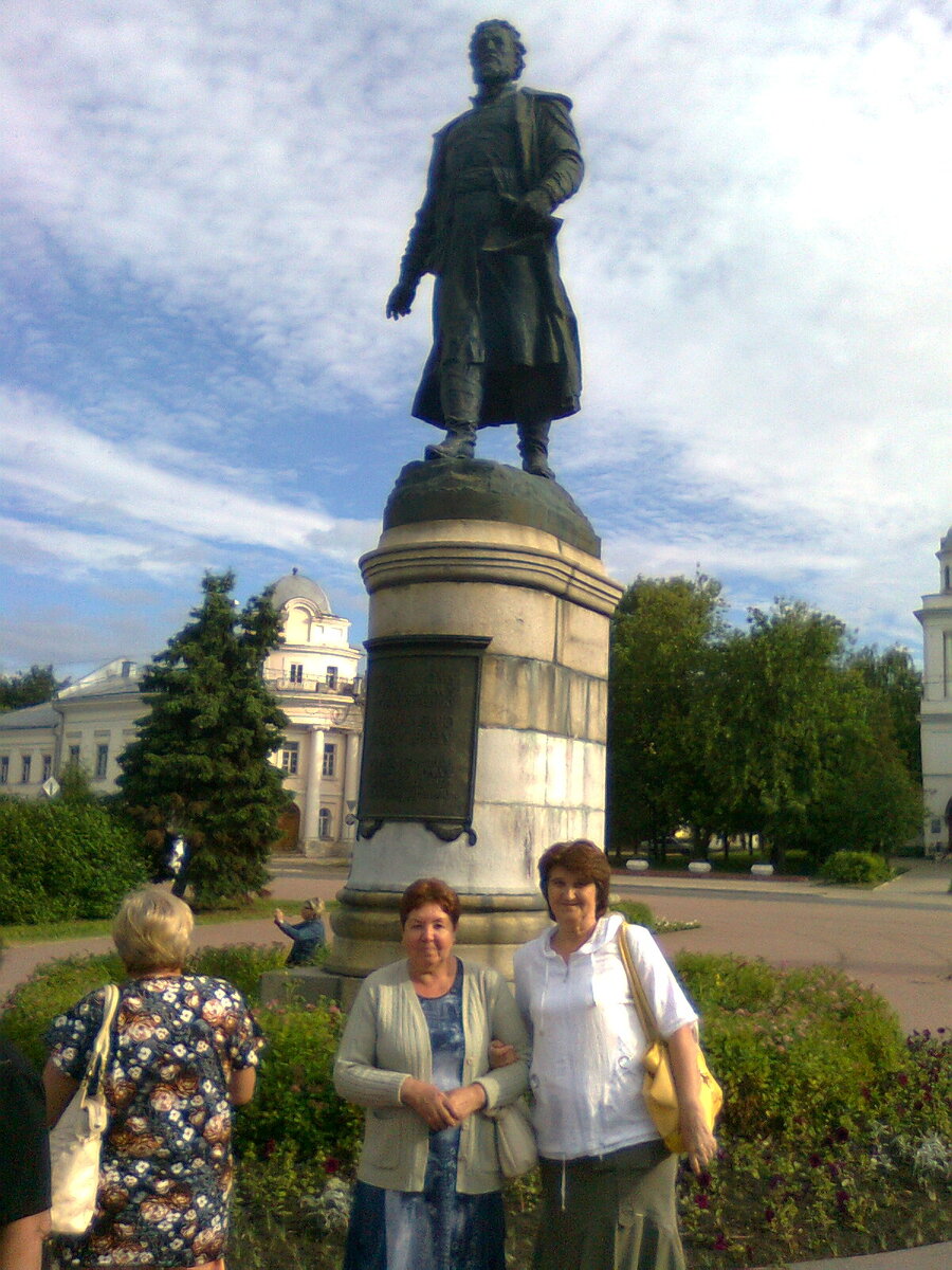 Памятник Афанасию Никитину. Тверь