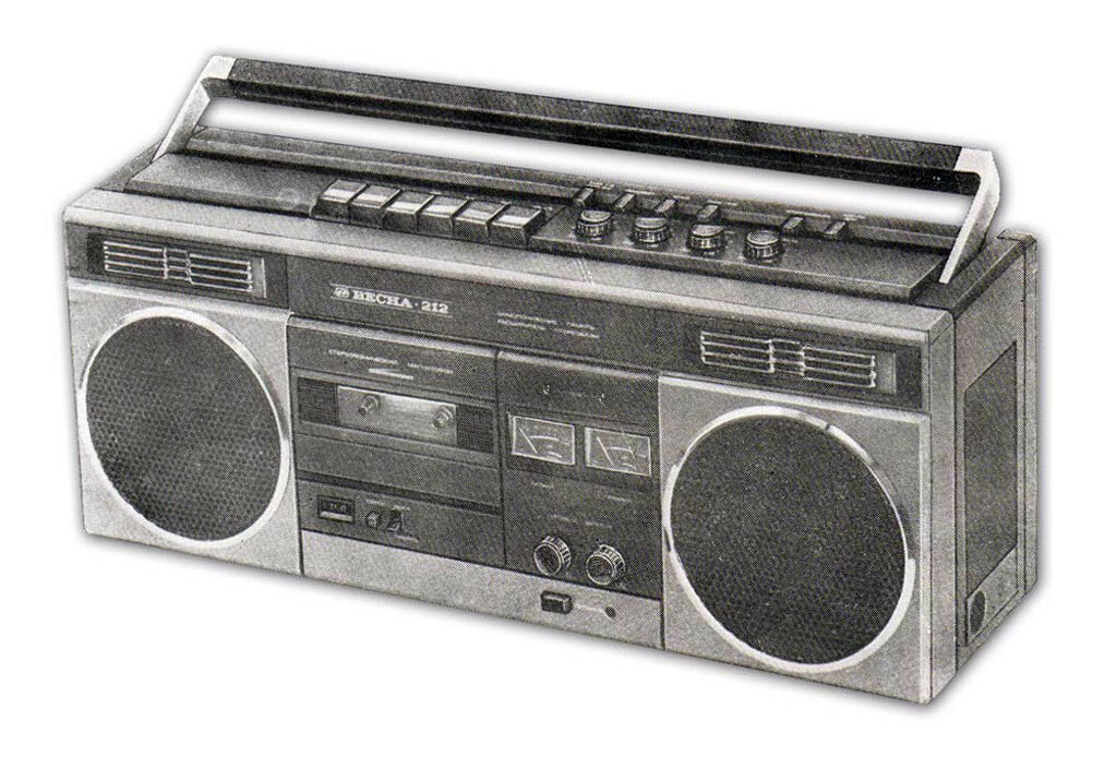 кассетный магнитофон весна с-1, СССР, в отличном состоянии – lei
