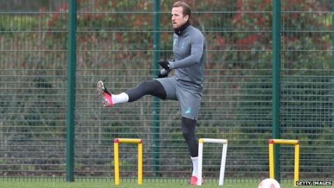 В этом сезоне Кейн забил 17 голов за Тоттенхэм, а затем получил травму во время поражения от Саутгемптона 1:0