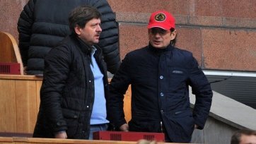 Член совета директоров «Спартака» Андрей Федун рассказал о состоянии своего брата Леонида Федуна, у которого обнаружили коронавирус.
