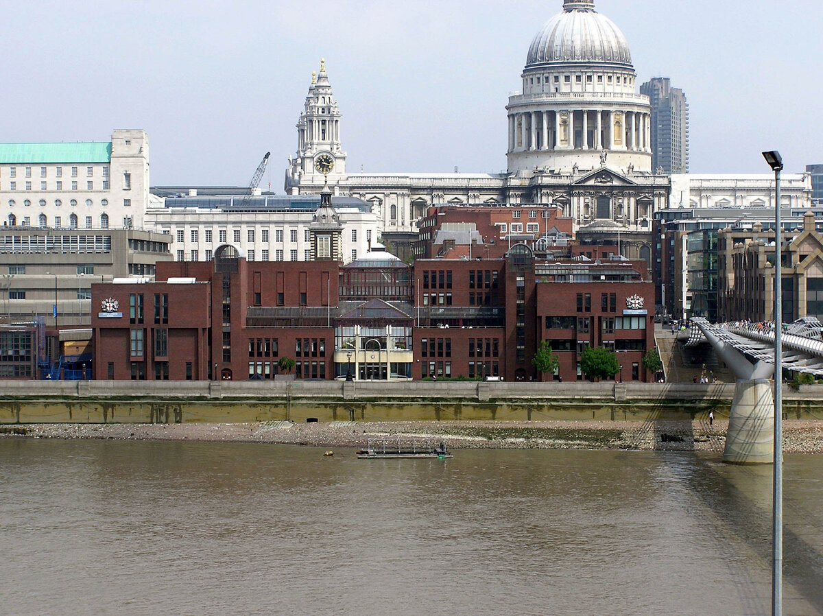 школа Лондона