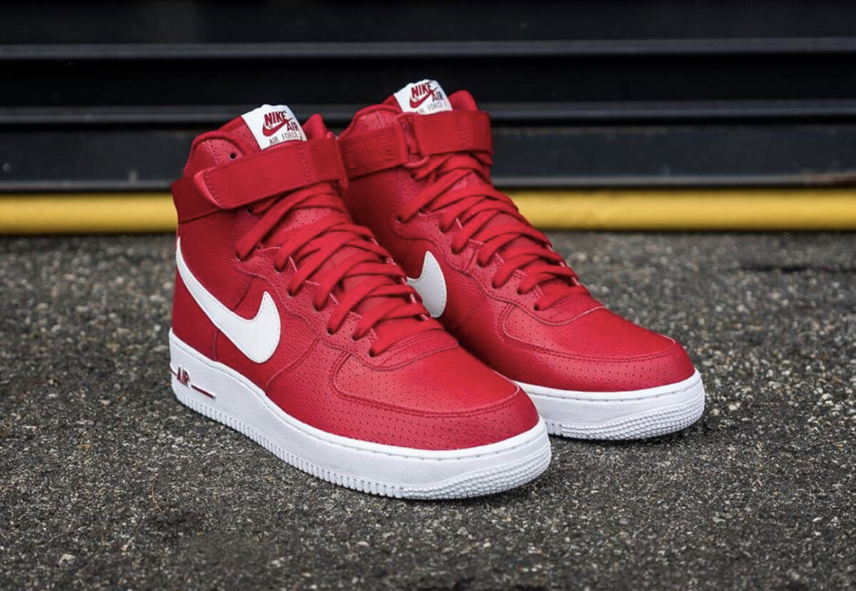 Nike air high. Nike Air Force 1 High Red. Nike Air Force 1 High красные. Nike Air Force высокие Red. Nike Air Force High Red.