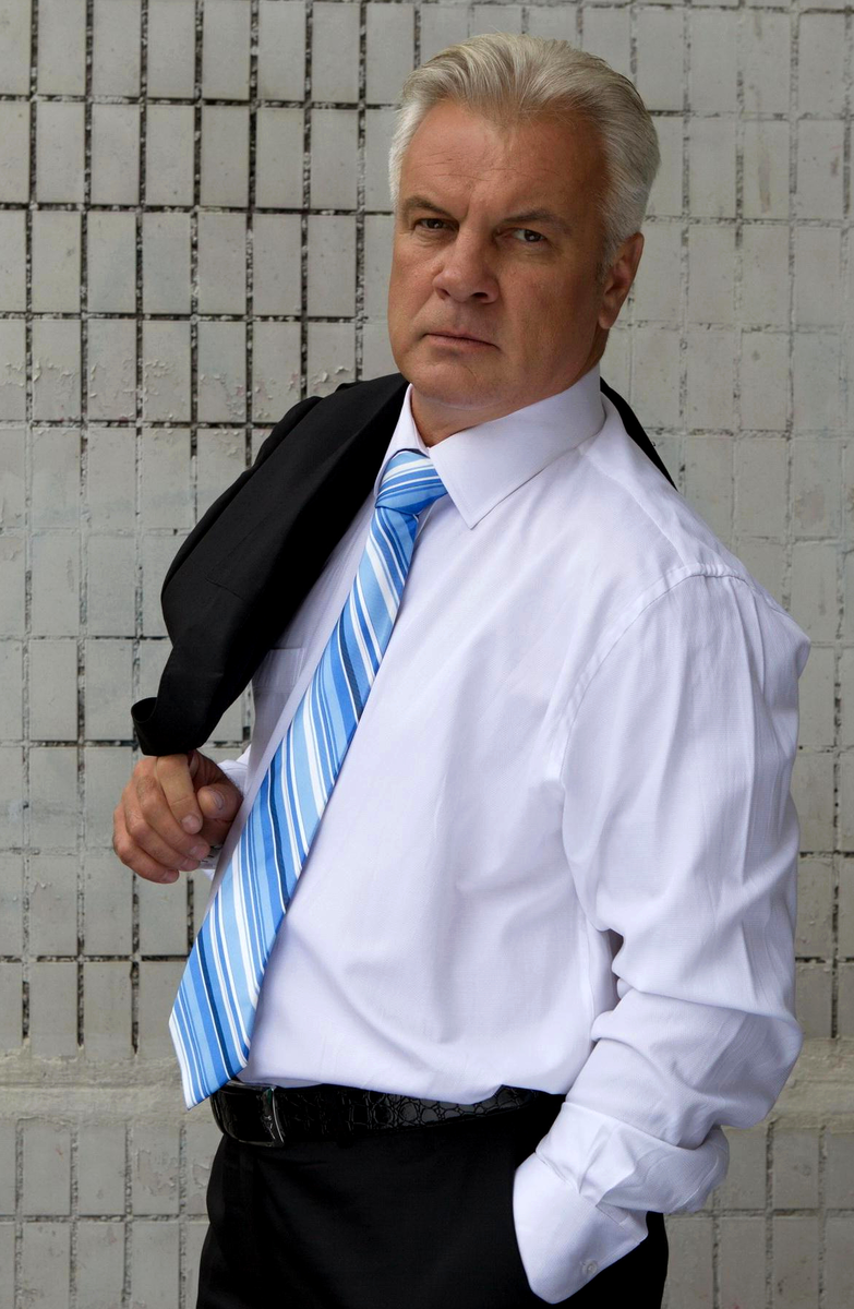 Анатолий Котенёв