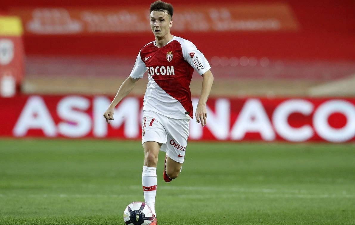 Александр Головин