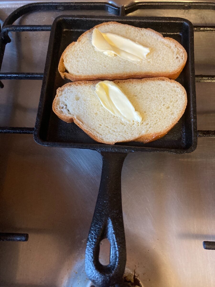 Масло можно размазать, когда оно подтает