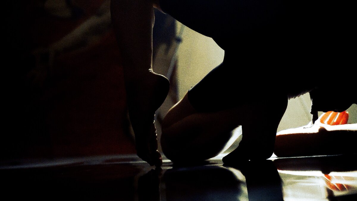 на фото арт-танец Анастасии Щербаковой