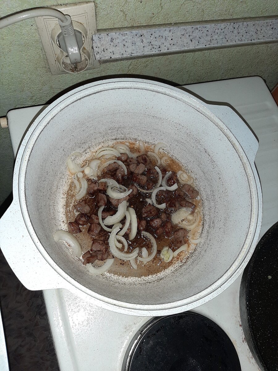Сначала масло, мясо 