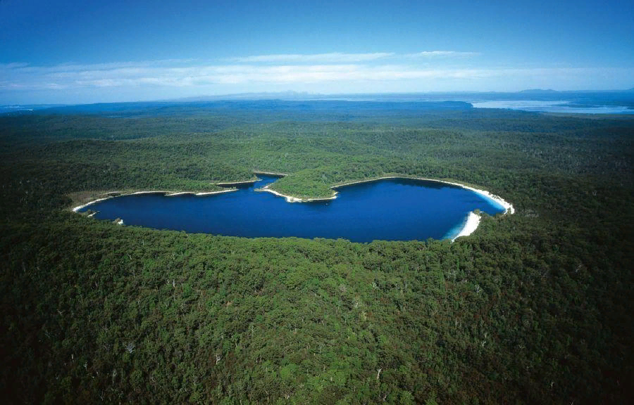 Озеро Маккензи Lake MCKENZIE