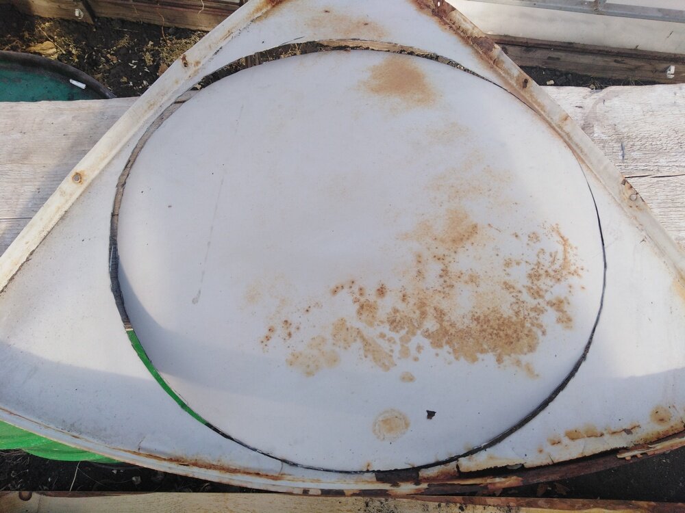 Круг конуса плафона.