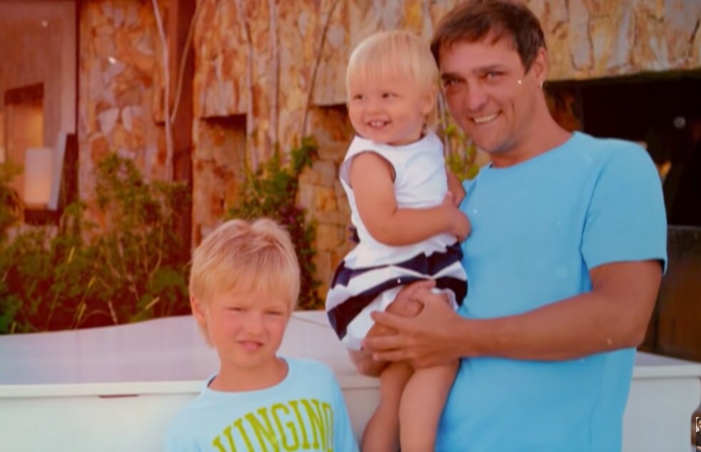 Юрий Шатунов с дочкой и сыном