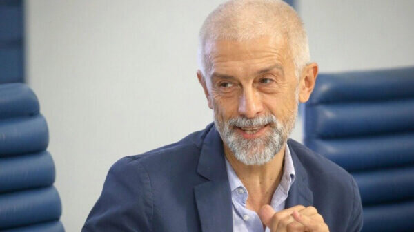    Эдуард БОЯКОВ. Фото с сайта fotki.yandex.ru