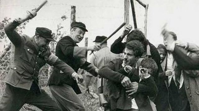    Избиение евреев бандеровскими полицаями. 1941