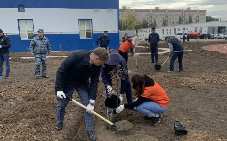    ПСБ в Оренбурге принял участие в акции «Зеленая Россия» Кристина Просвиркина
