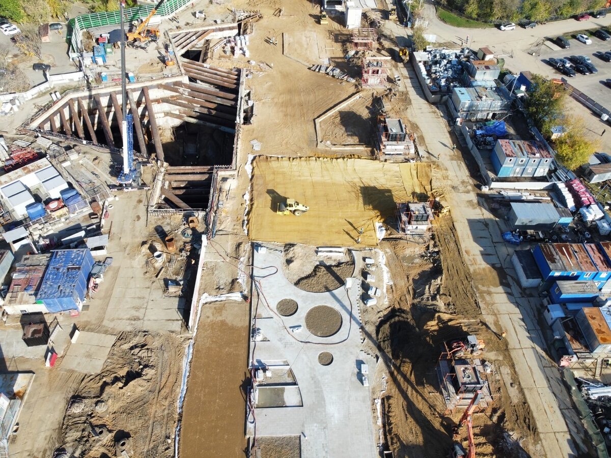 📷 3: Над станцией Продолжается благоустройство