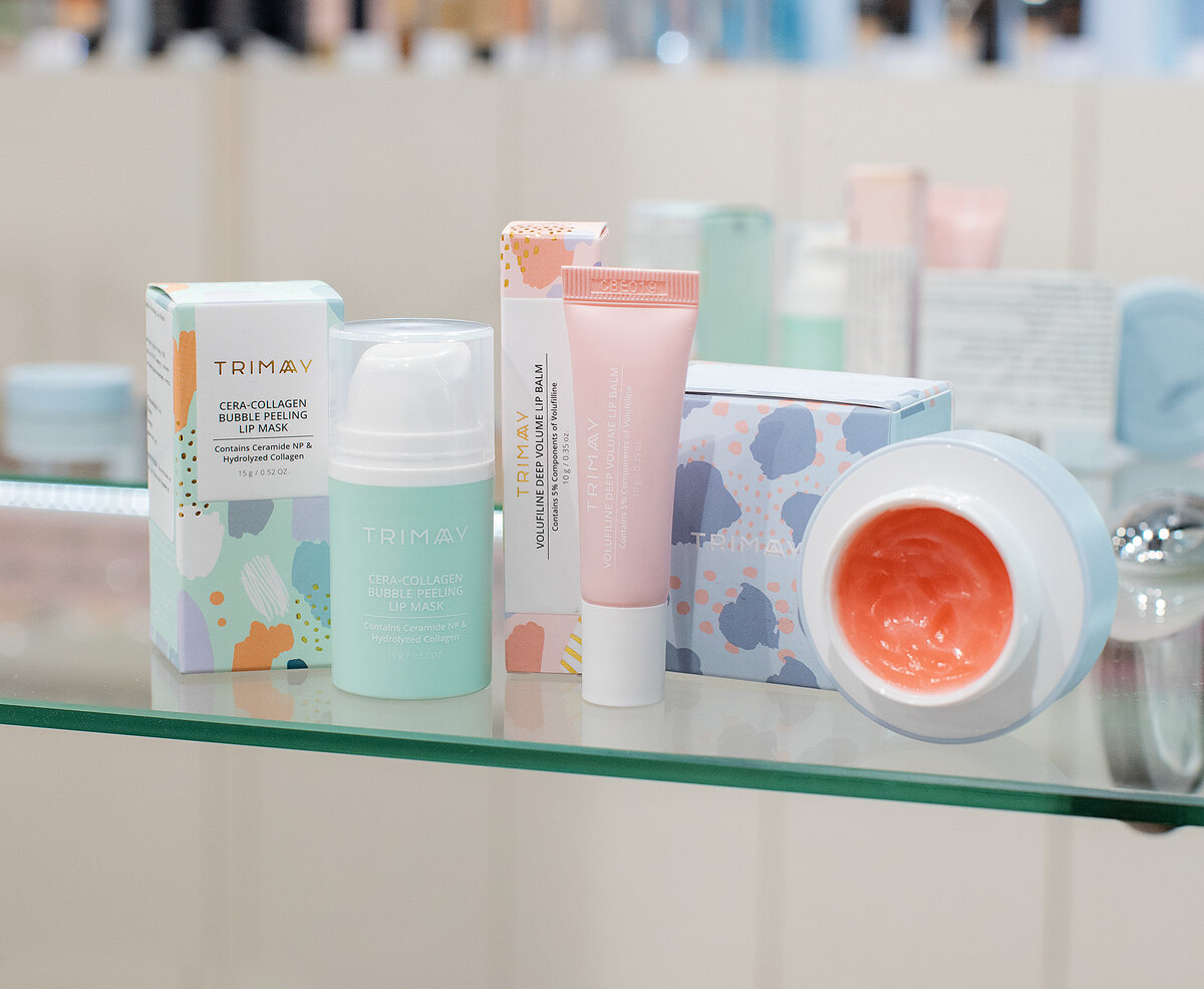 На фото полный набор по уходу за губами от Trimay Lip Special Kit