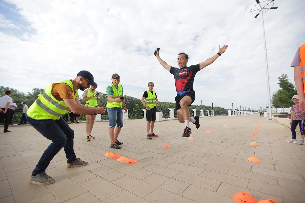  📷    Оренбуржцы могут поддержать проект «5 верст», отдав голос за земляка Николая Мирошниченко Андрей Севостьянов