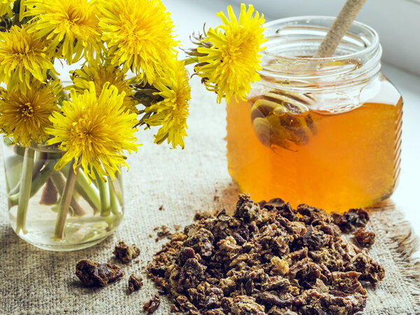 Мед и прополис