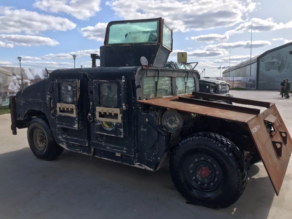 HMMWV 2010