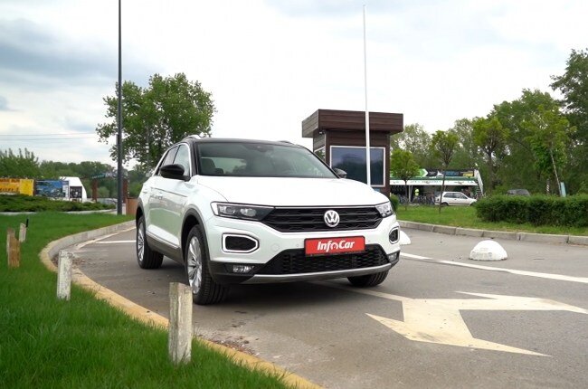Volkswagen T-Roc вид спереди